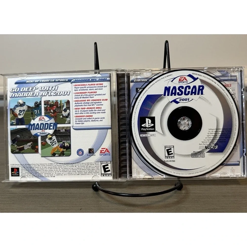 PS1 NASCAR Games Lot‎ - NASCAR 98 CIB, NASCAR 99 (No Manual), NASCAR 2001 CIB